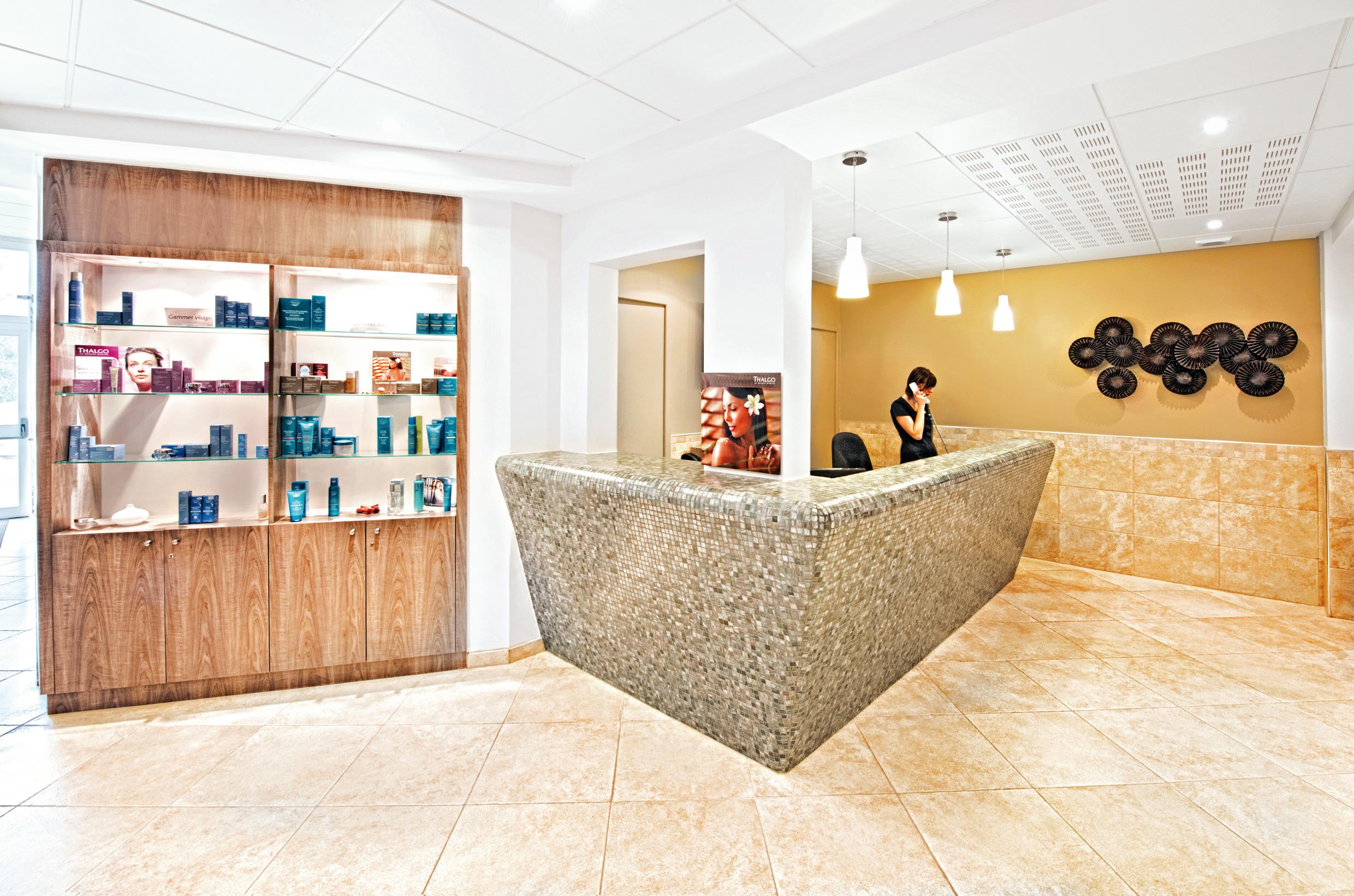 Hotel *** & Spa Vacances Bleues Villa Marlioz Aix-les-Bains Exterior foto